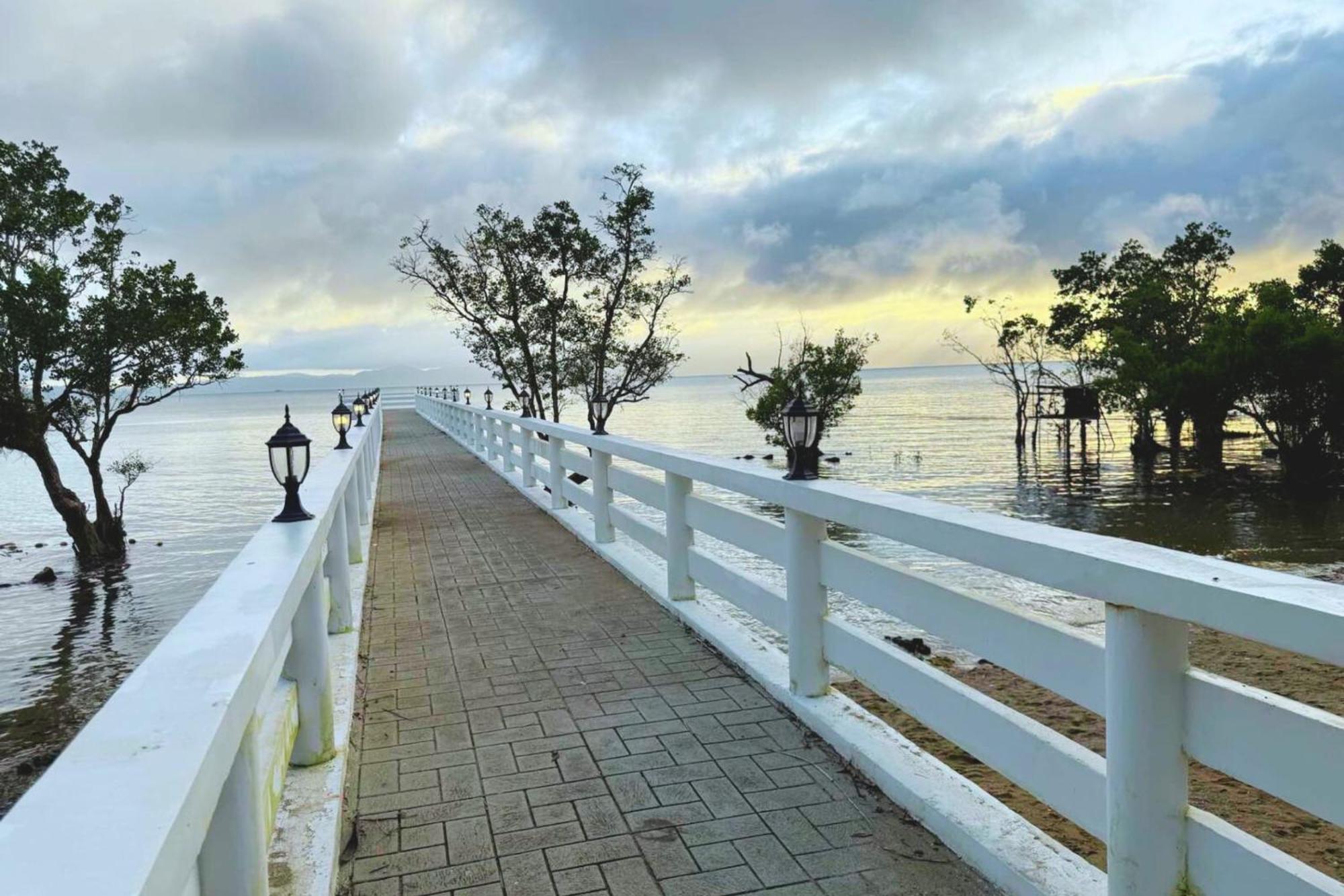 Kehalani Beach Resort By Cocotel Quezon  Exteriér fotografie